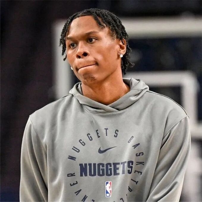 去年索要3000万,今夏NBA查无此人 去年索要3000万,今夏NBA查无此人