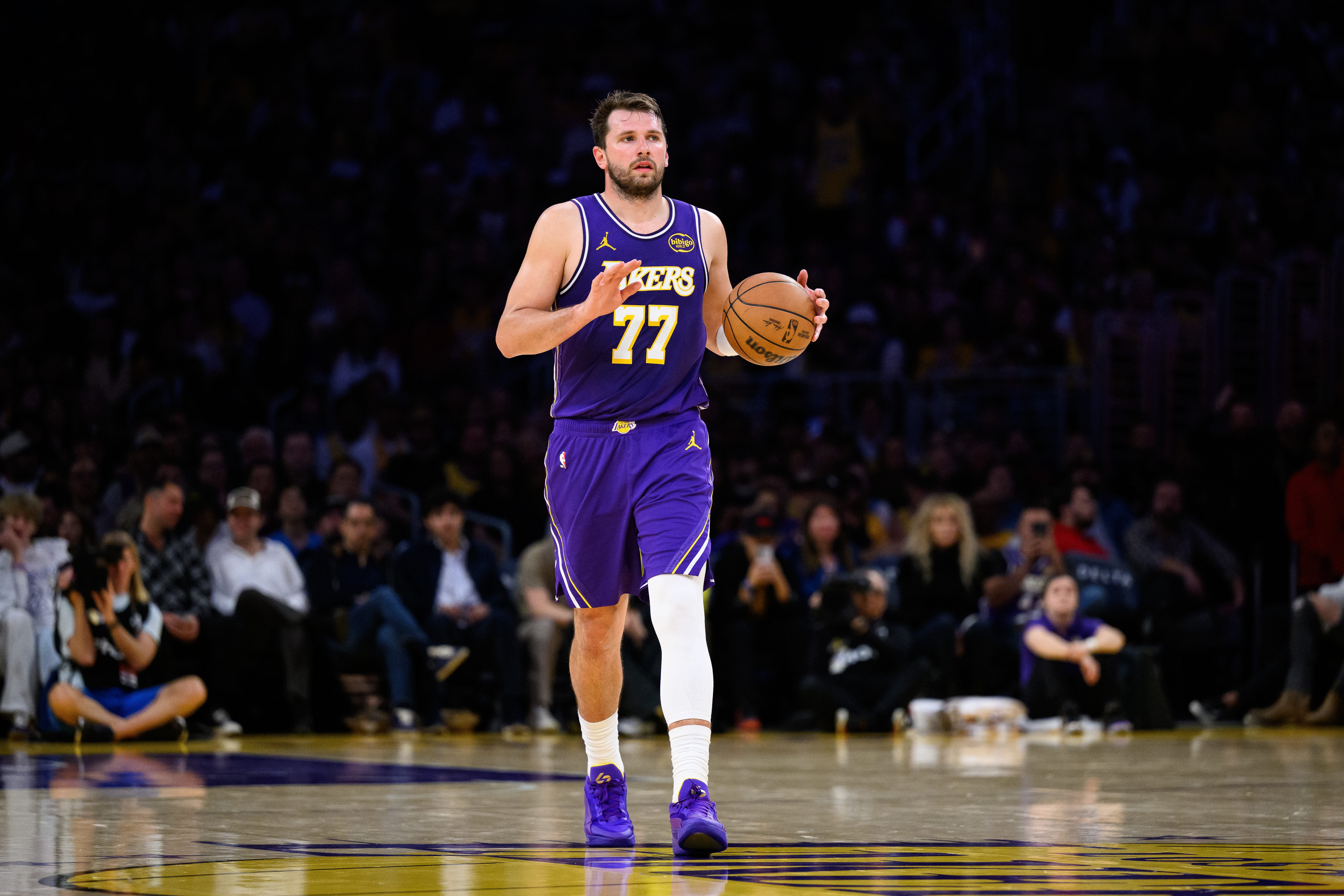 名嘴：库班和珍妮都在东契奇为核心时卖掉球队 NBA也放弃湖人