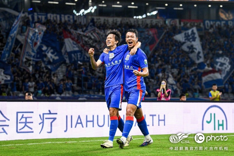高天意百场传射 申花4-1逆转河南