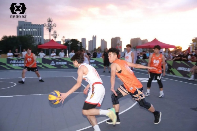 FIBA Open 3×3达拉特旗站落幕 酷动启航21-16夺男子组冠军 FIBA Open 3×3达拉特旗站落幕 酷动启航21-16夺男子组冠军