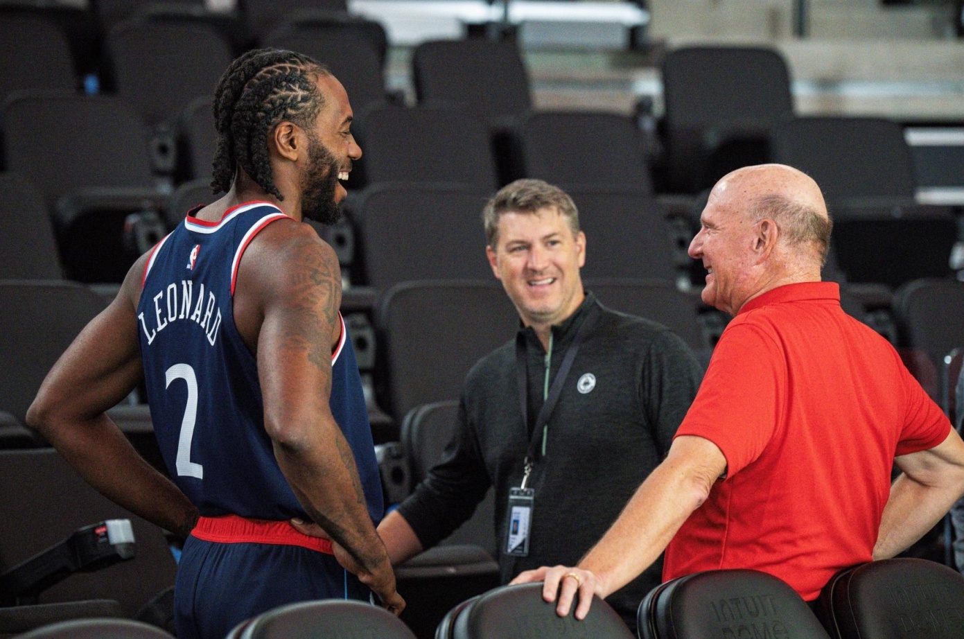 名记：NBA在和鲍尔默方面谈判和解 焦点在监管责任而非规避工资帽