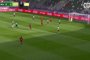 U20女足5-0新喀里多尼亚 女足全场狂轰39脚 黄嘉欣12分钟帽子戏法